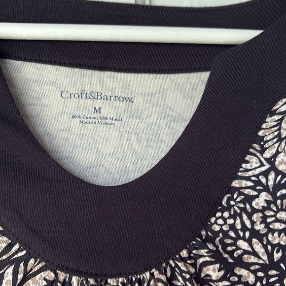 NEW Croft & Barrow Black and Cream Blouse Medium - Picture 2 of 5
